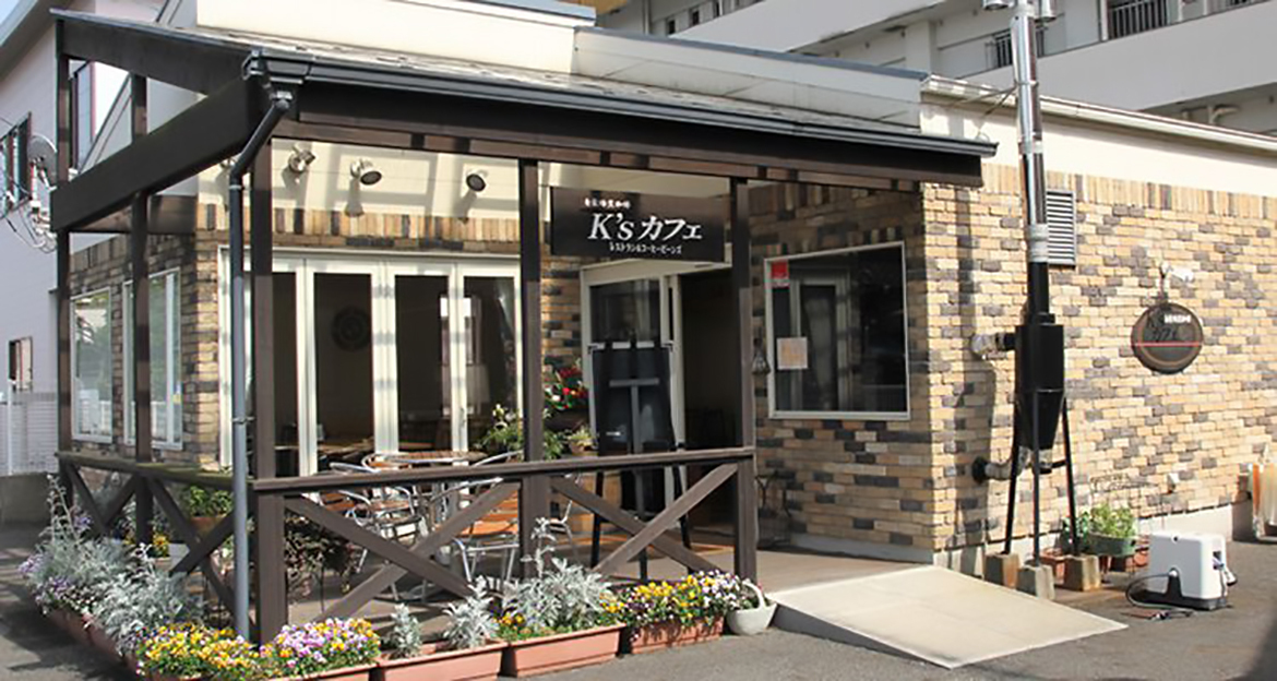 K’Sカフェ　外観
